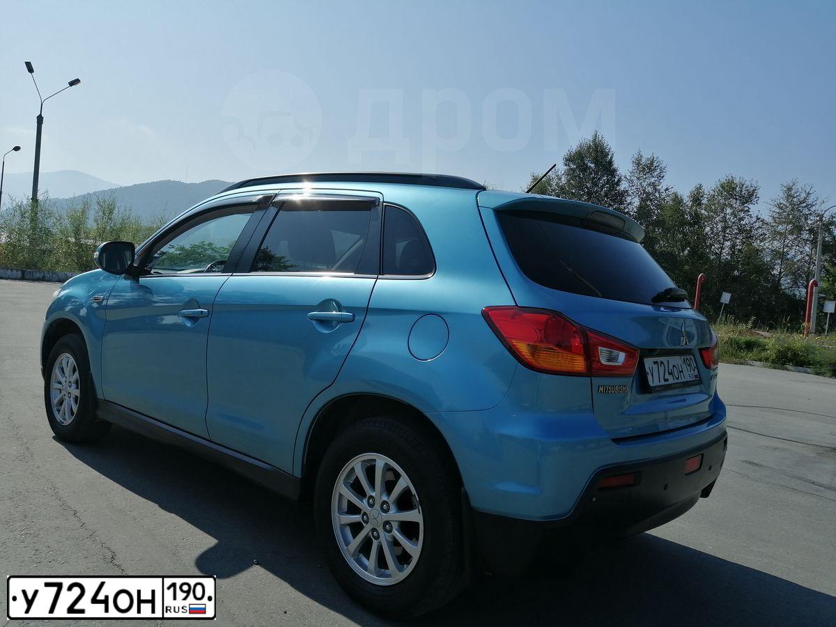 Фото автомобиля MITSUBISHI ASX, 2011 — госномер В505АТ977. Цвет: голубой