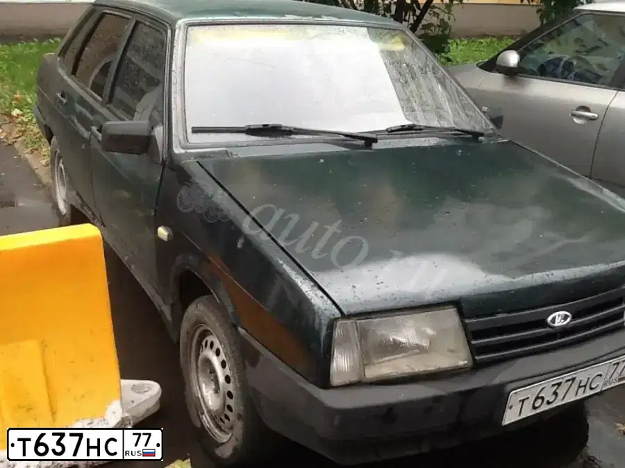 Фото автомобиля VAZ ВАЗ 21099, 1996 — госномер У304АА90. Цвет: БЕЛЫЙ