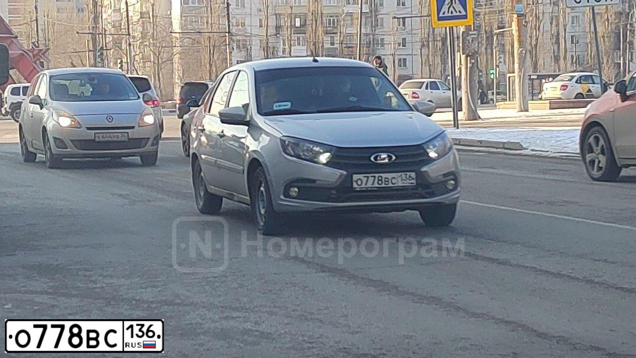 Фото автомобиля LADA 2190 GRANTA, 2020 — госномер О778ВС136. Цвет: СЕРЫЙ