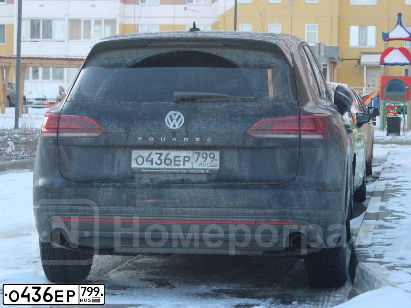Фото автомобиля VOLKSWAGEN TOUAREG, 2019 — госномер О436ЕР799. Цвет: ЧЕРНЫЙ