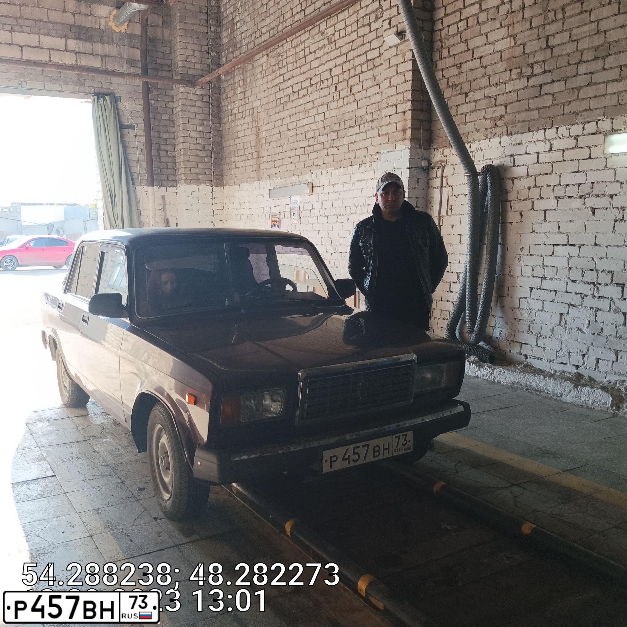 Фото автомобиля LADA 2107, 2009 — госномер Р457ВН73. Цвет: ТЕМНО-ВИШНЕВЫЙ