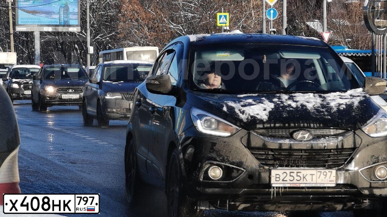 Фото автомобиля ЛАДА ВЕСТА, 2019 — госномер Н019МН07. Цвет: Коричневый