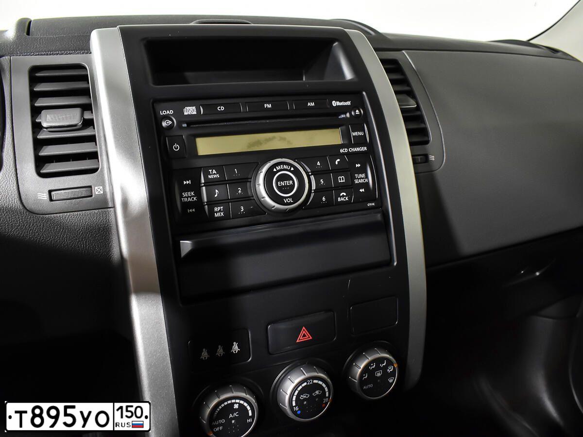 Фото автомобиля NISSAN X-TRAIL, 2008 — госномер О094ТА44. Цвет: СЕРЫЙ