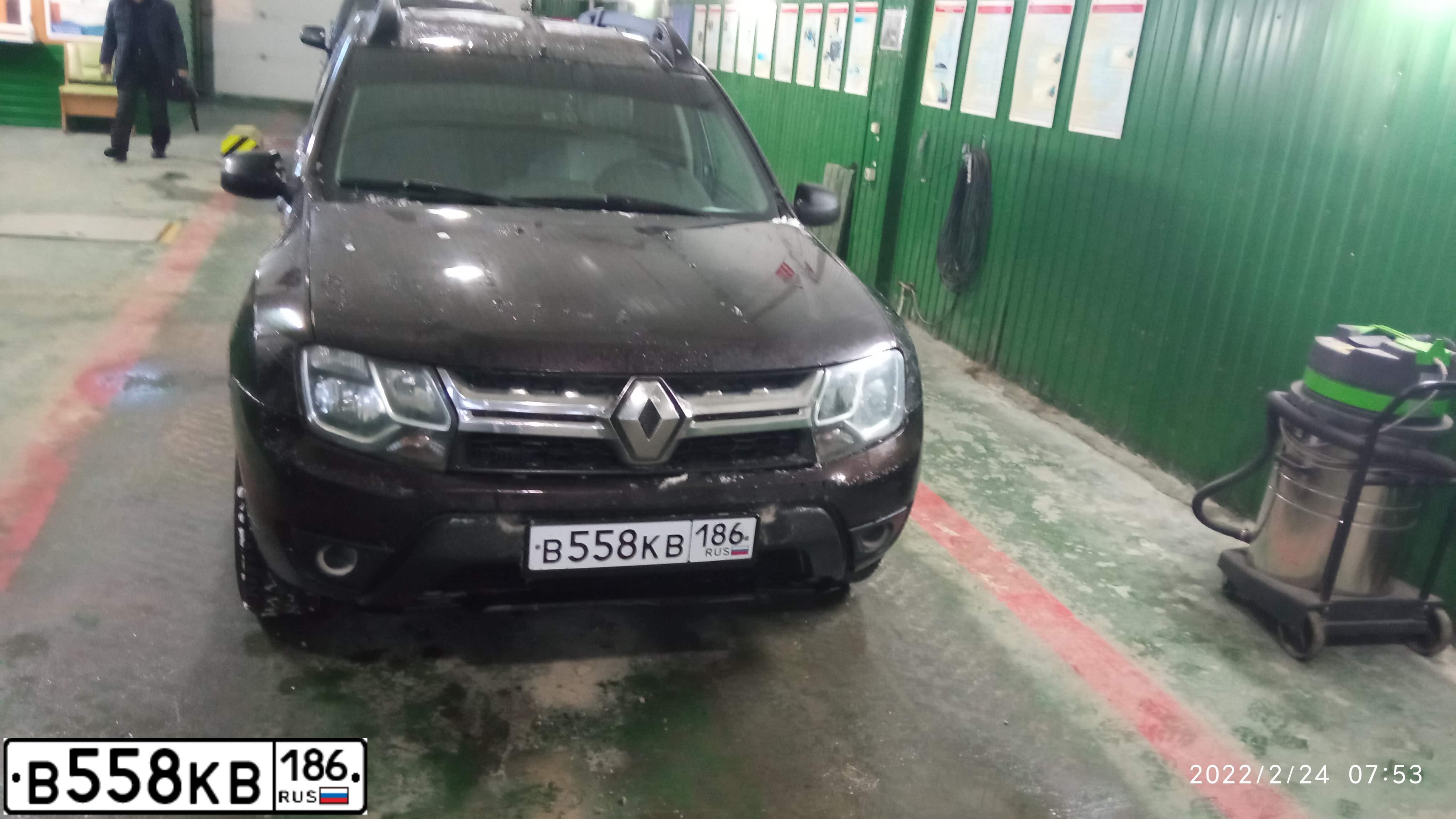 Фото автомобиля RENAULT DUSTER, 2019 — госномер А524ТА172. Цвет: ТЕМНО-КОРИЧНЕВЫЙ