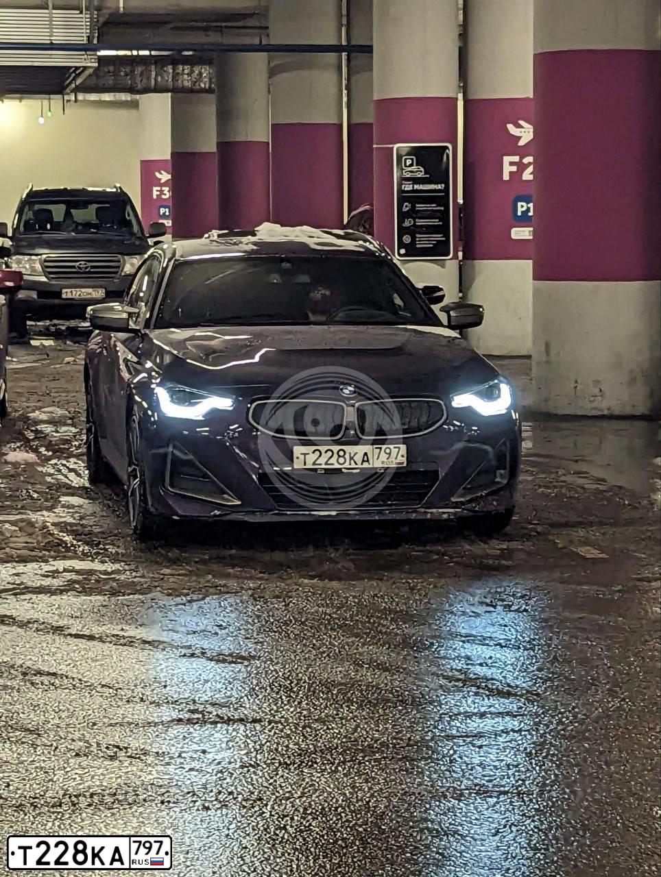 Фото автомобиля BMW M240I XDRIVE, 2021 — госномер Т228КА797. Цвет: ФИОЛЕТОВЫЙ