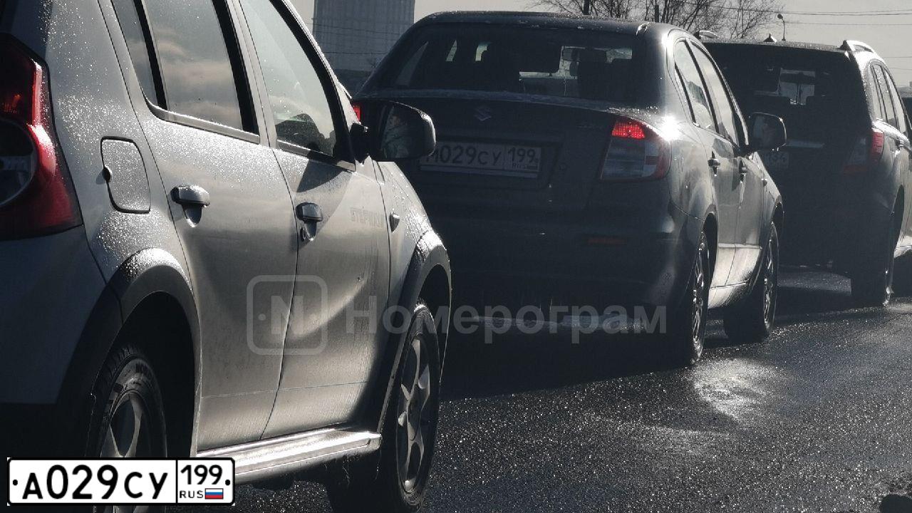 Фото автомобиля MERCEDES E-KLASSE, 1987 — госномер М103ЕХ750. Цвет: СЕРЫЙ