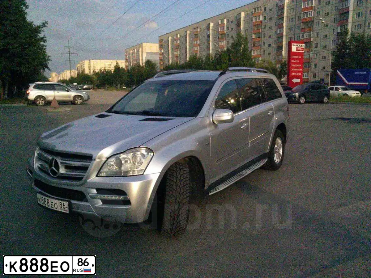 Фото автомобиля VOLKSWAGEN POLO — госномер К888ЕО86. Цвет: СЕРЫЙ