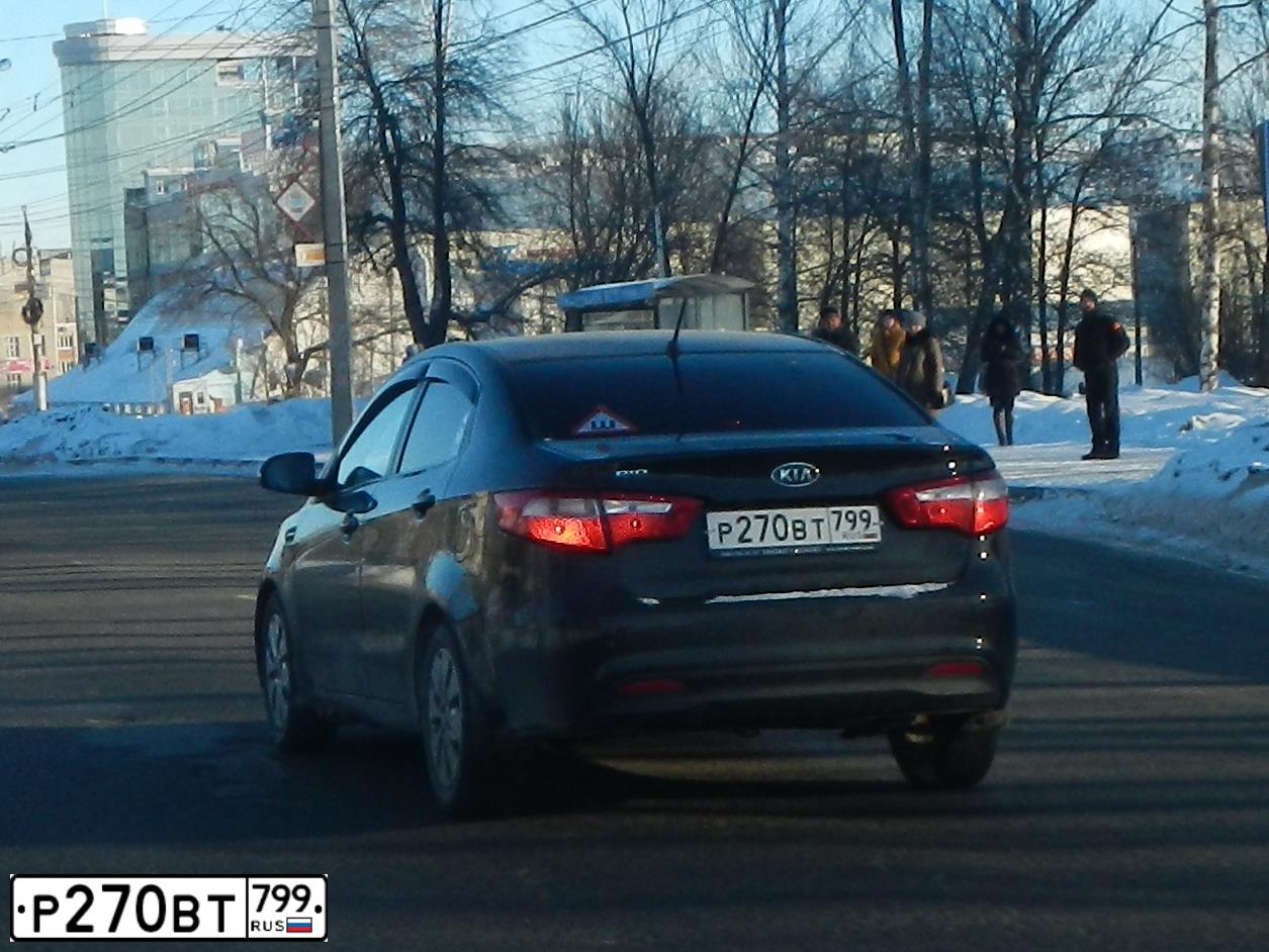 Фото автомобиля KIA RIO, 2011 — госномер Н888РВ197. Цвет: ЧЕРНЫЙ