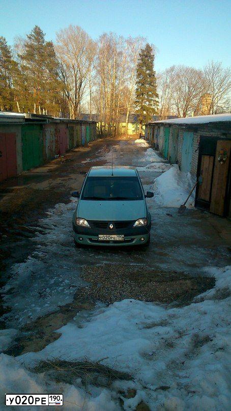 Фото автомобиля RENAULT LOGAN, 2008 — госномер У020РЕ190
