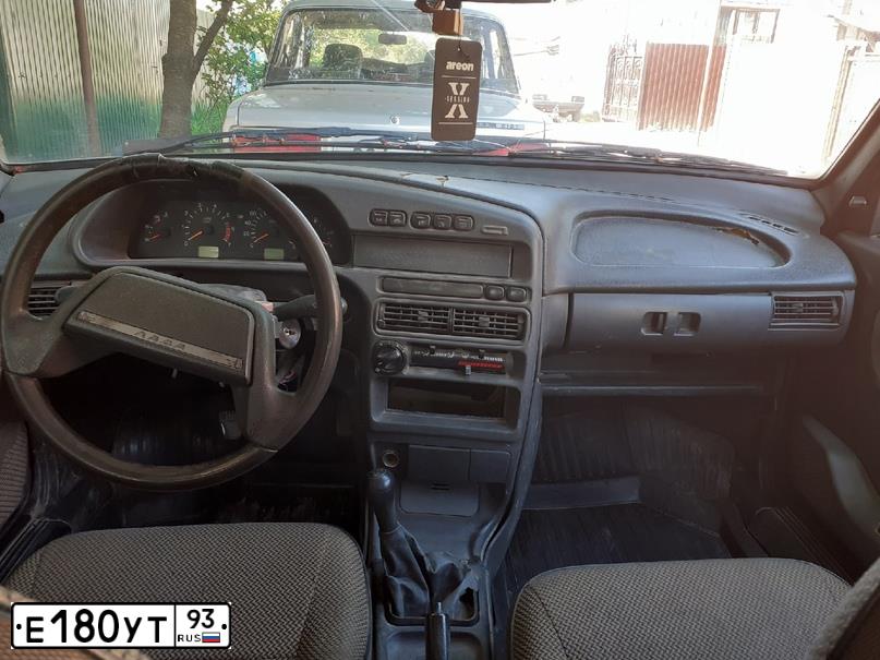Фото автомобиля LADA 2114 SAMARA, 2005 — госномер С922РР193. Цвет: ГРАФИТОВЫЙ МЕТАЛЛИК