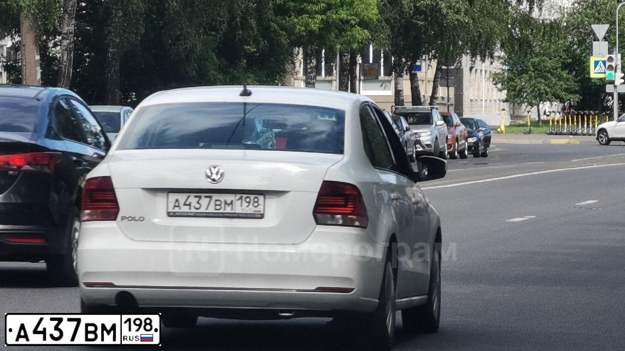 Фото автомобиля VOLKSWAGEN POLO, 2018 — госномер Е838МО147