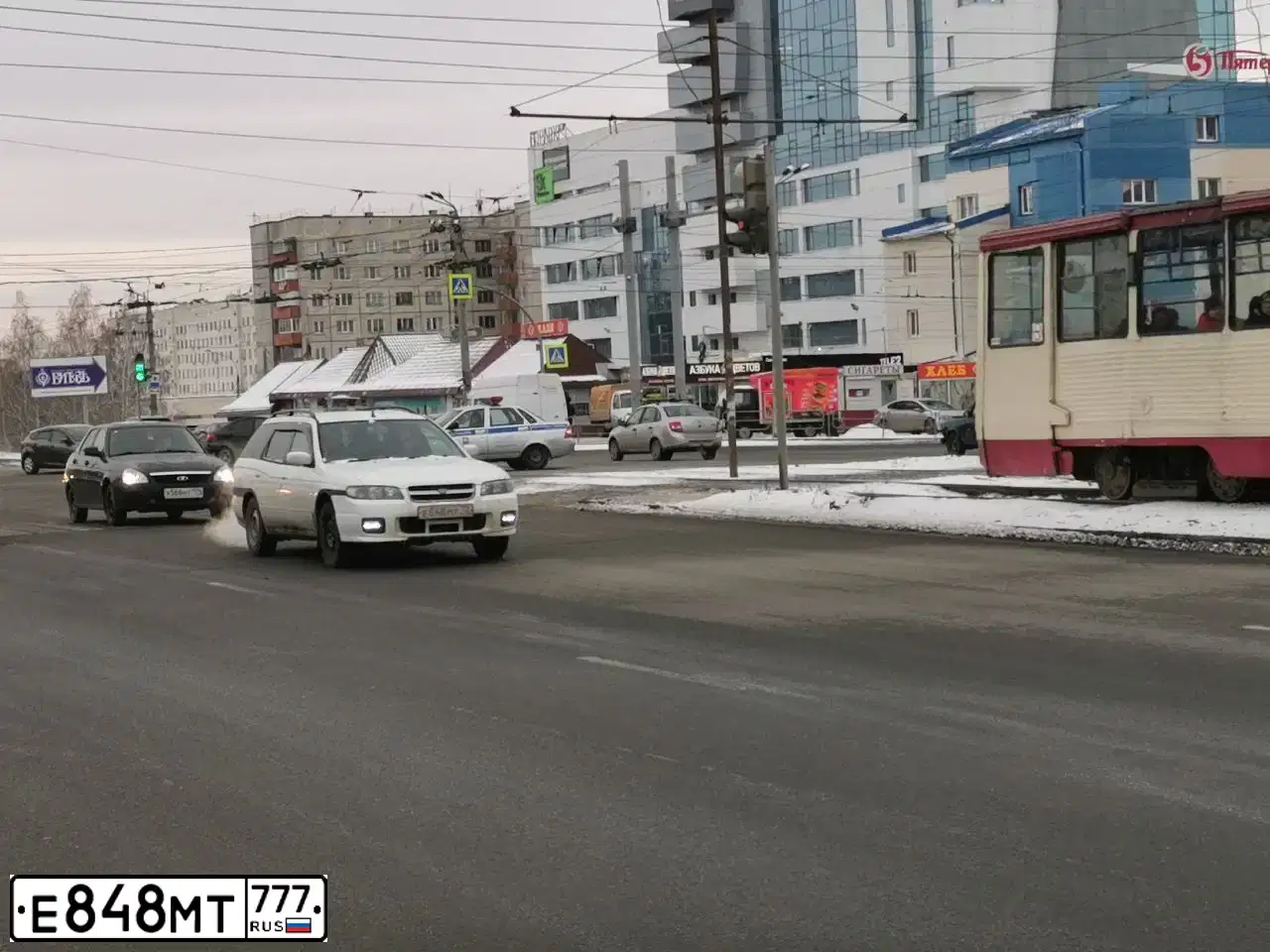 Фото автомобиля HYUNDAI SOLARIS, 2012 — госномер Р606РМ790