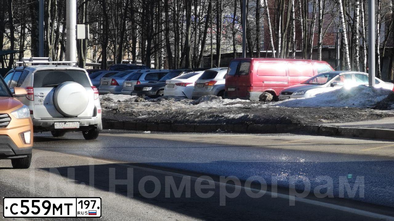 Фото автомобиля FORD FOCUS, 2011 — госномер Е159СС790. Цвет: БЕЛЫЙ