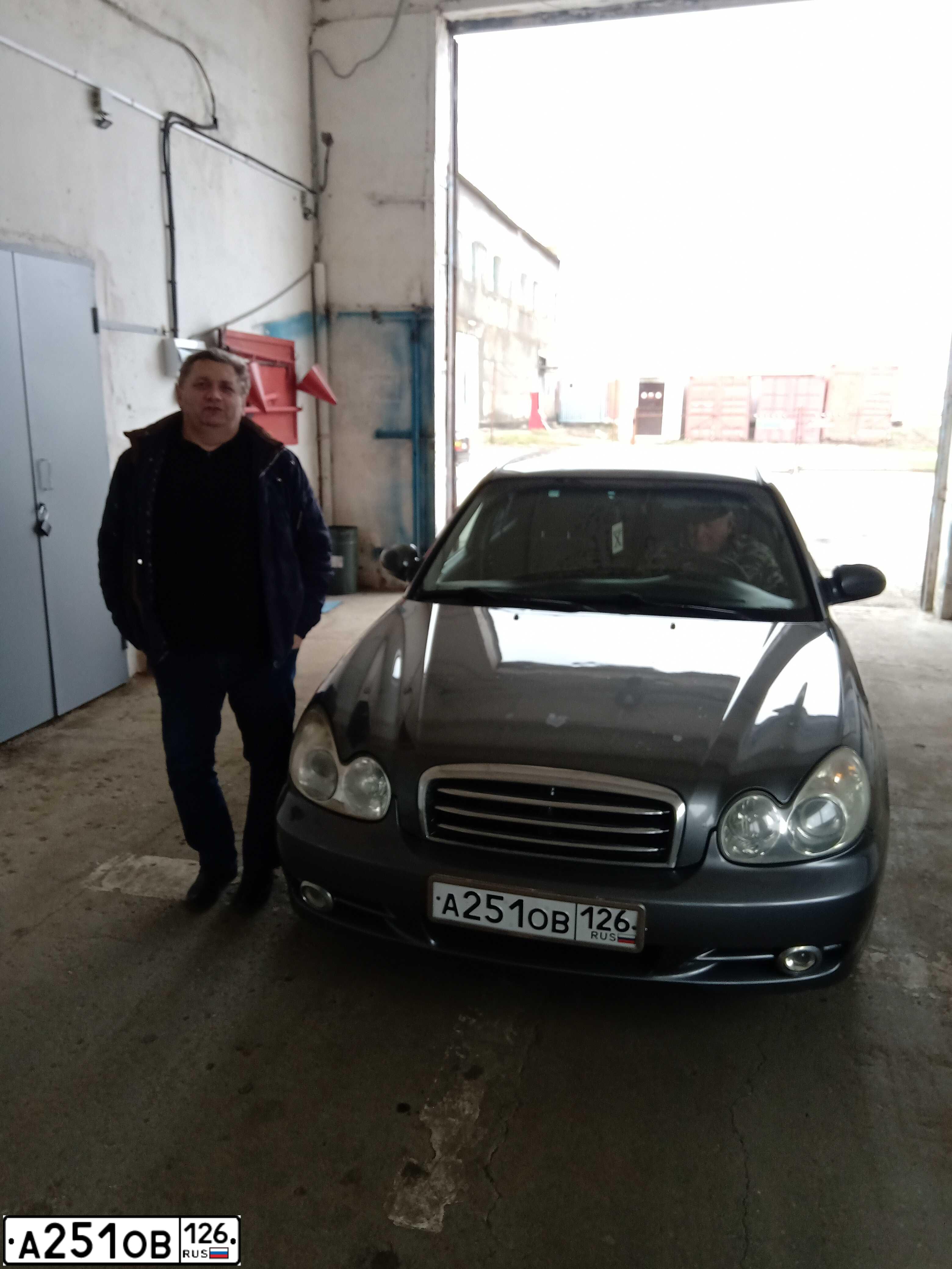 Фото автомобиля TAGAZ SONATA, 2005 — госномер А251ОВ126. Цвет: СЕРЫЙ