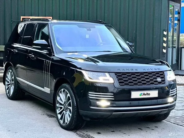 Фото автомобиля LAND ROVER RANGE ROVER, 2015 — госномер Х416ЕО154. Цвет: ЧЕРНЫЙ