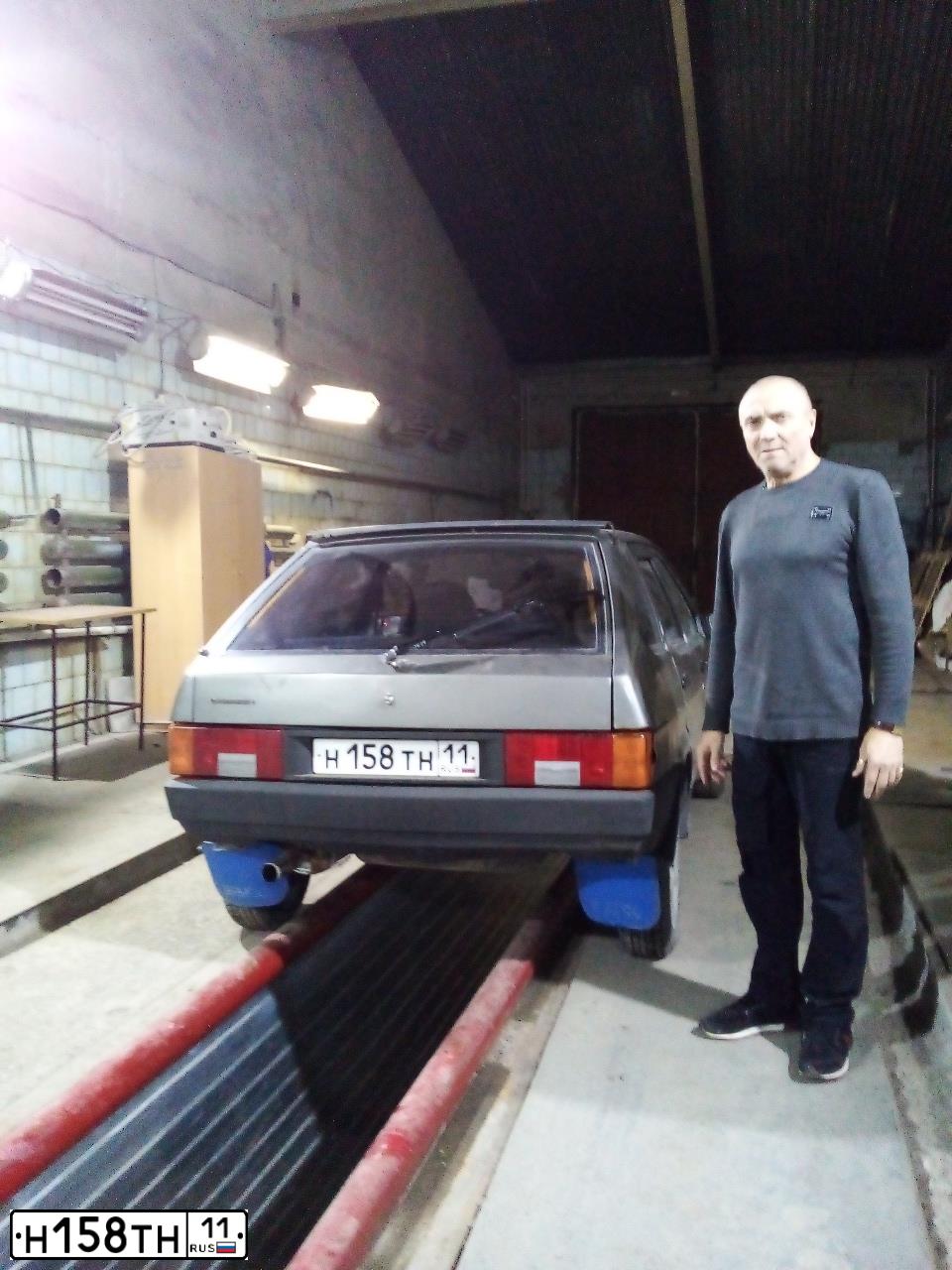 Фото автомобиля LADA 2109 SAMARA, 1994 — госномер Н158ТН11. Цвет: ТЕМНО-СЕРЫЙ