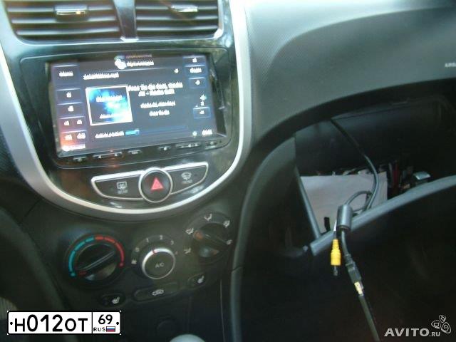 Фото автомобиля HYUNDAI SOLARIS, 2012 — госномер Н012ОТ69. Цвет: ЧЕРНЫЙ