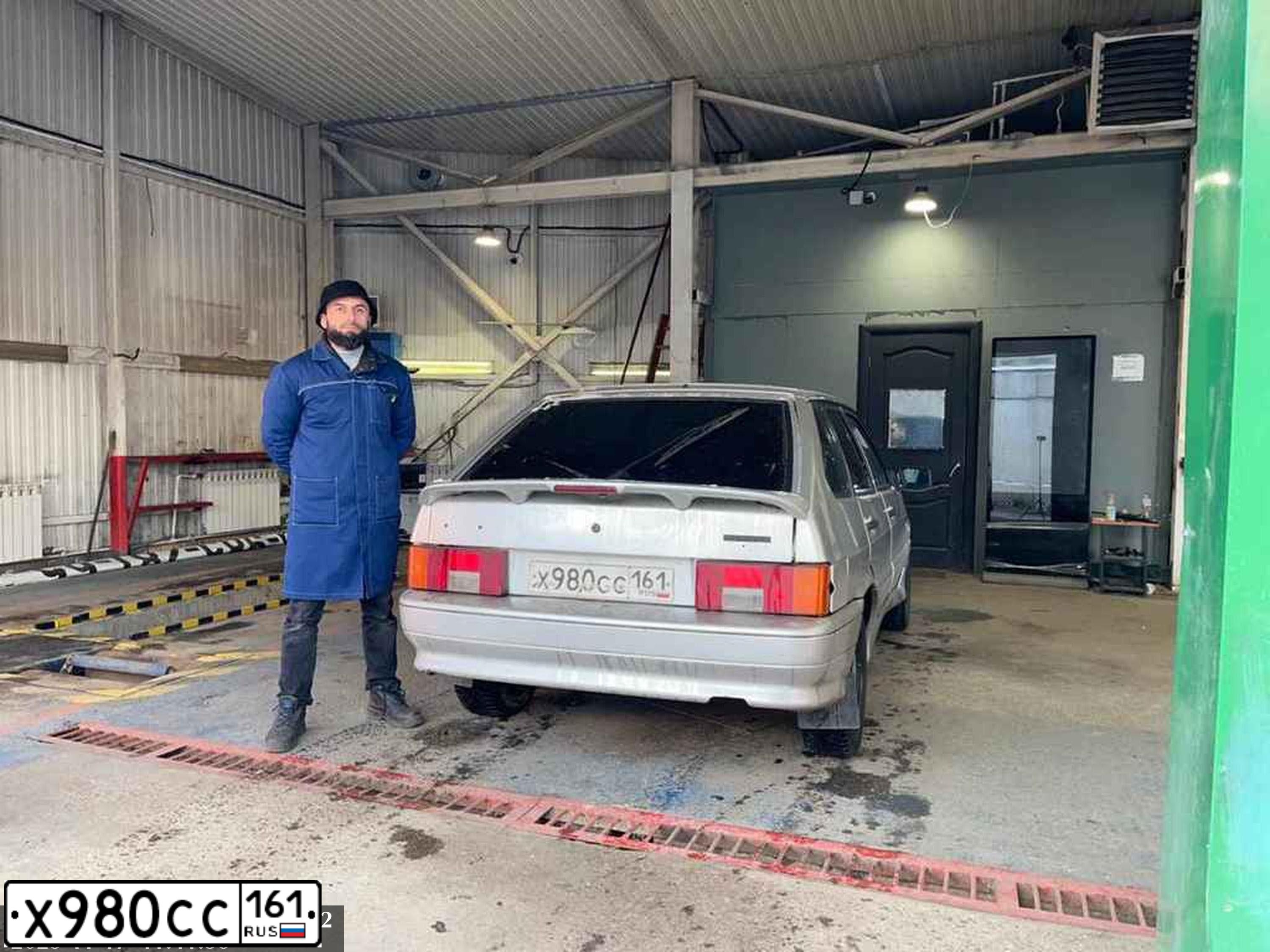 Фото автомобиля LADA 2114, 2004 — госномер Р775ВМ550. Цвет: СВЕТЛО-СЕРЕБРИСТЫЙ МЕТАЛЛ