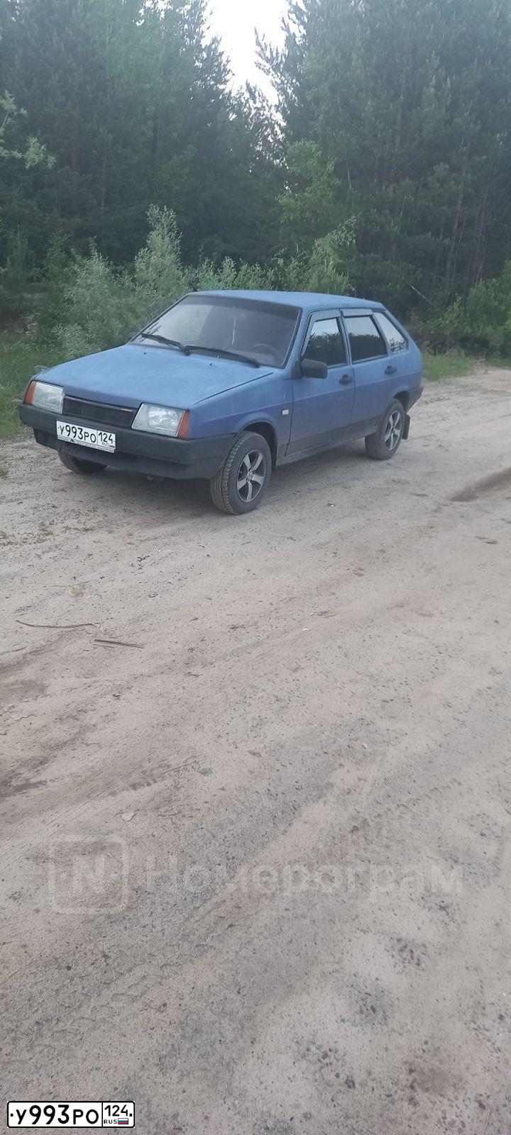 Фото автомобиля LADA 2109 SAMARA, 2001 — госномер У993РО124. Цвет: ФИОЛЕТОВЫЙ