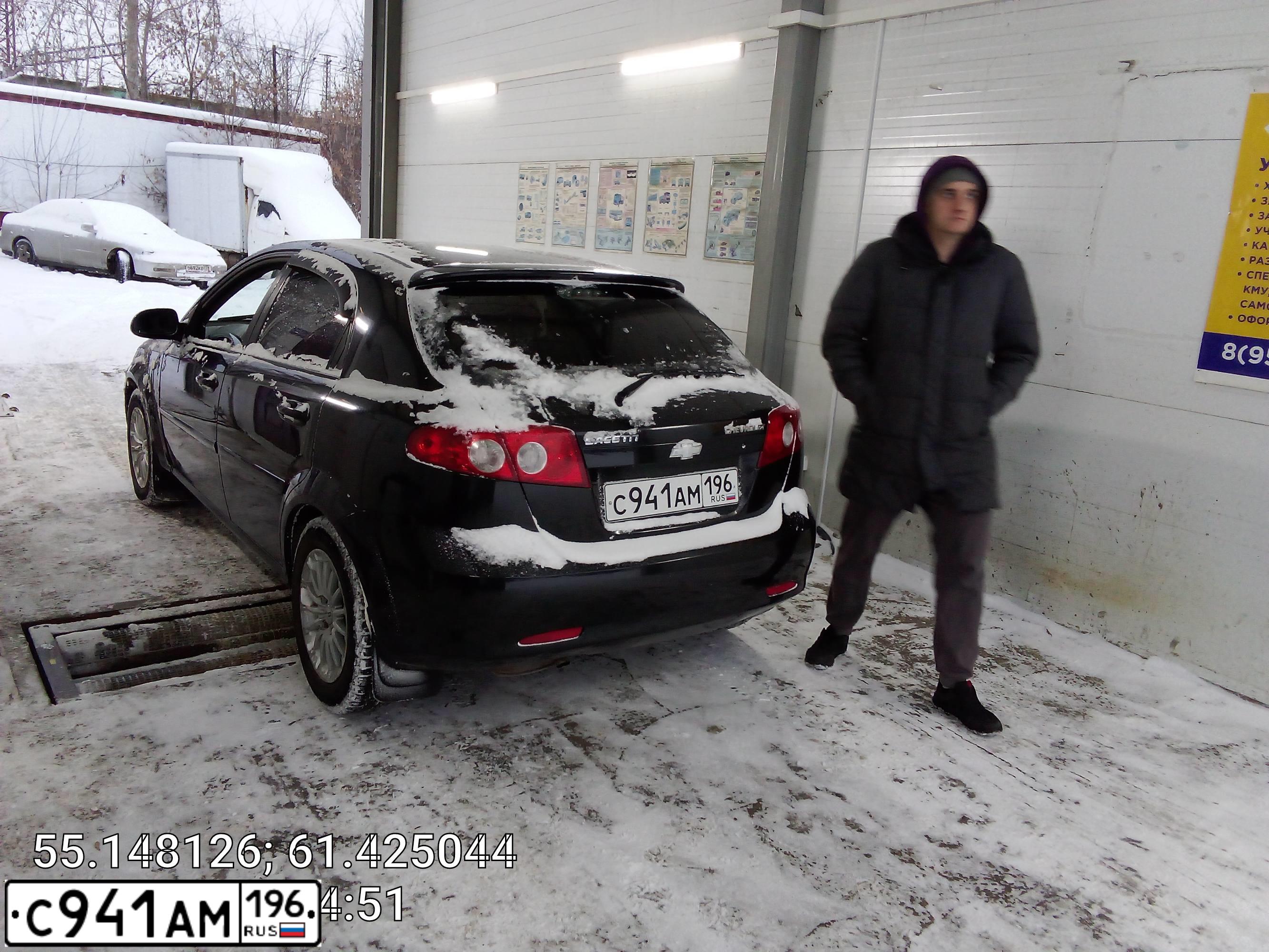 Фото автомобиля CHEVROLET LACETTI, 2007 — госномер С353ВР774. Цвет: ЧЕРНЫЙ