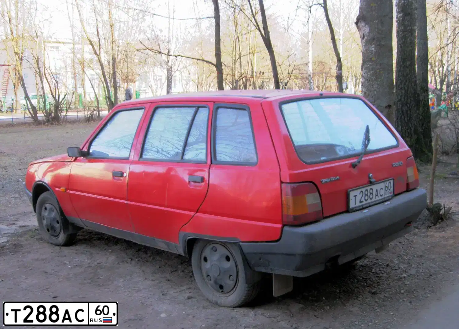 Фото автомобиля ZAZ -1105 DANA, 1995 — госномер Т288АС60