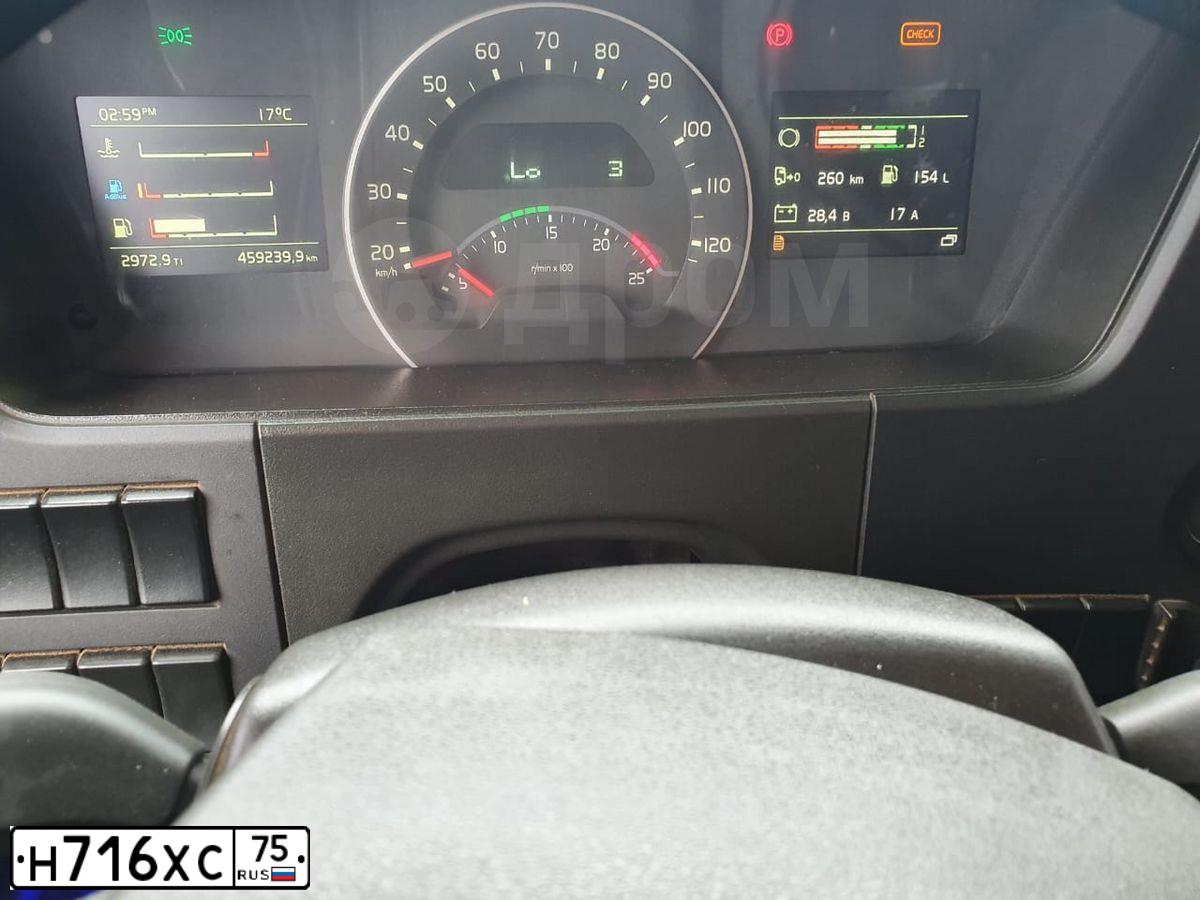 Фото автомобиля VOLVO O SERIE FM 8X4, 2015 — госномер Т406СМ750. Цвет: Красный