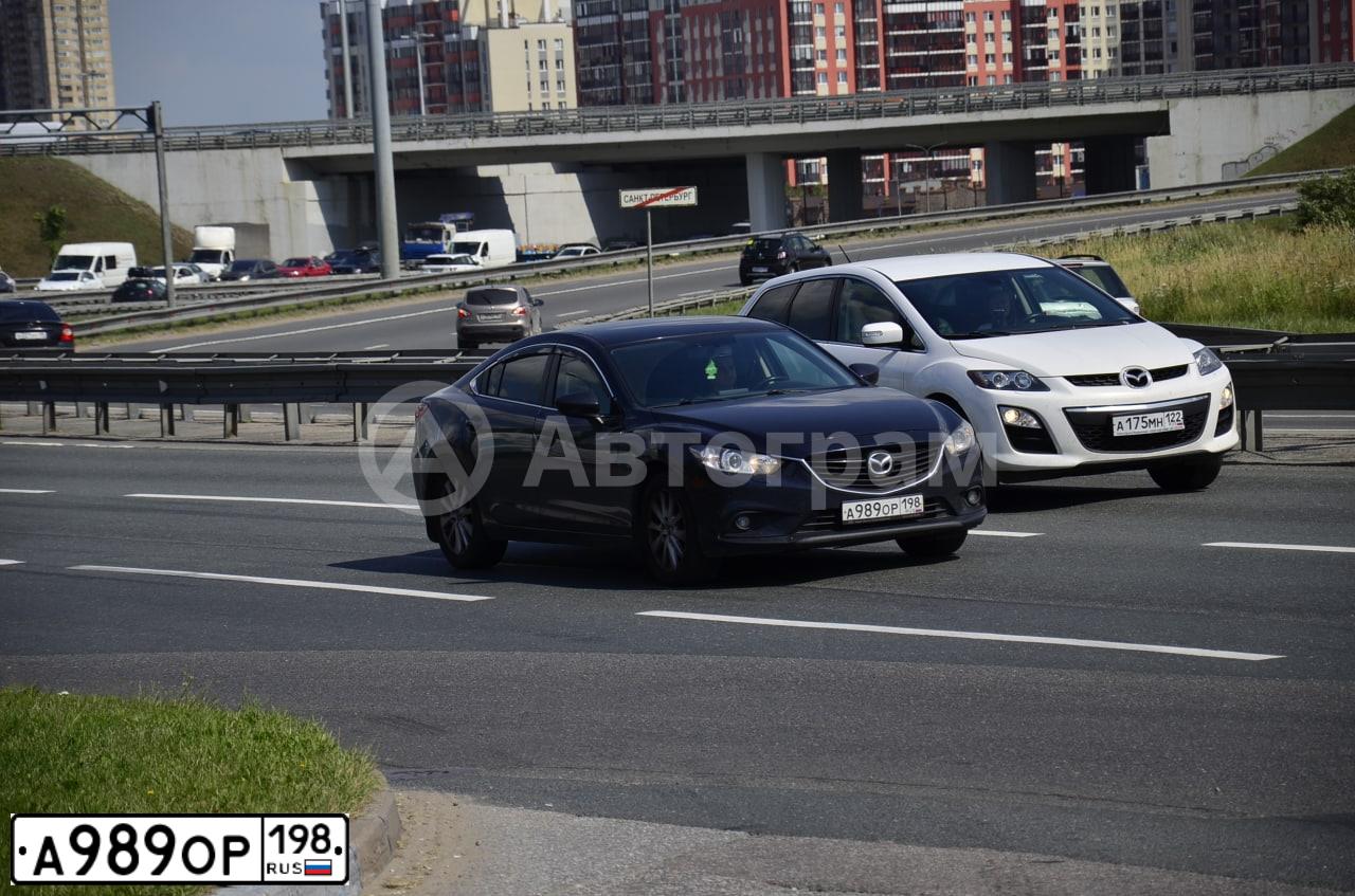 Фото автомобиля MAZDA 6, 2015 — госномер А989ОР198. Цвет: синий