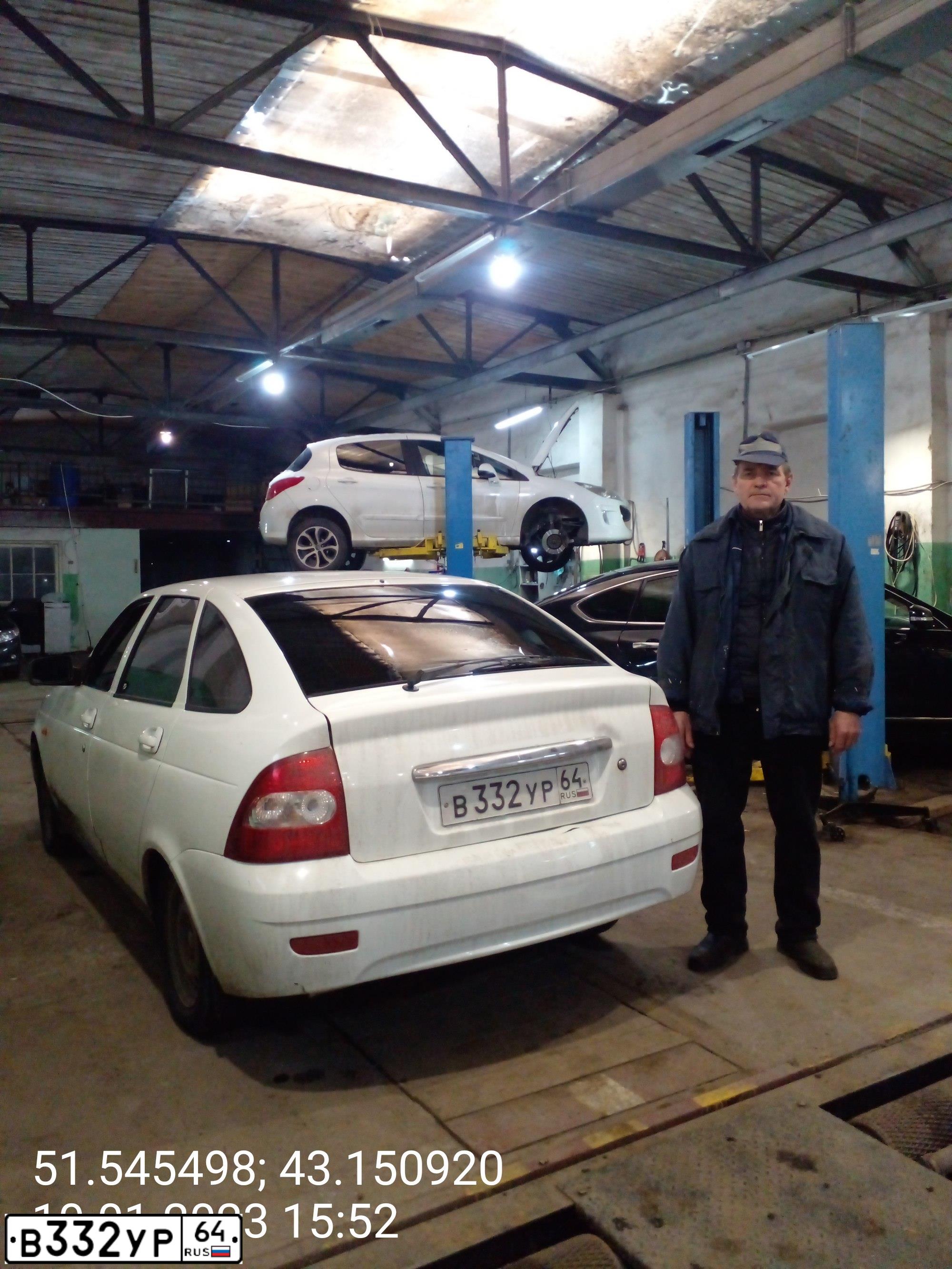 Фото автомобиля LADA PRIORA, 2011 — госномер У082ЕК716. Цвет: ТЕМНО-ВИШНЕВЫЙ
