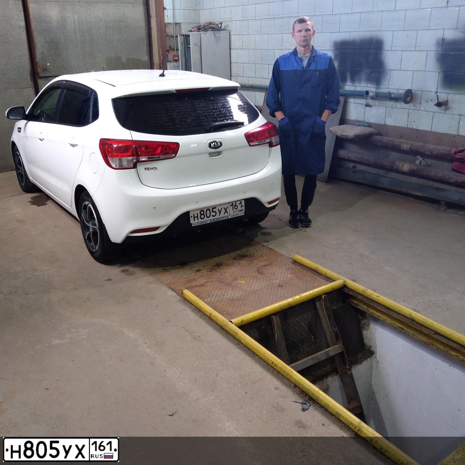 Фото автомобиля KIA RIO, 2016 — госномер Т231ТМ797. Цвет: Белый