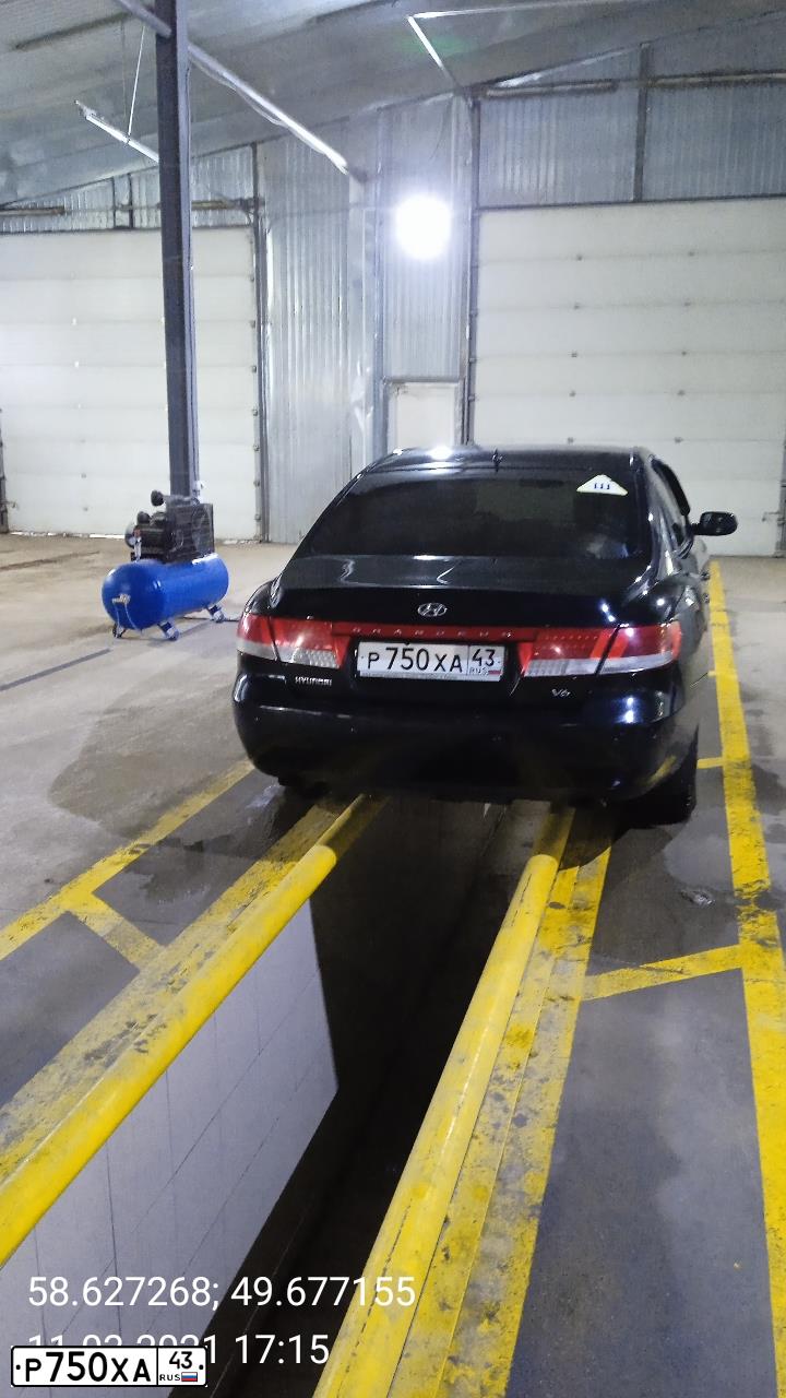 Фото автомобиля HYUNDAI GRANDEUR, 2007 — госномер Р750ХА43. Цвет: ЧЕРНЫЙ