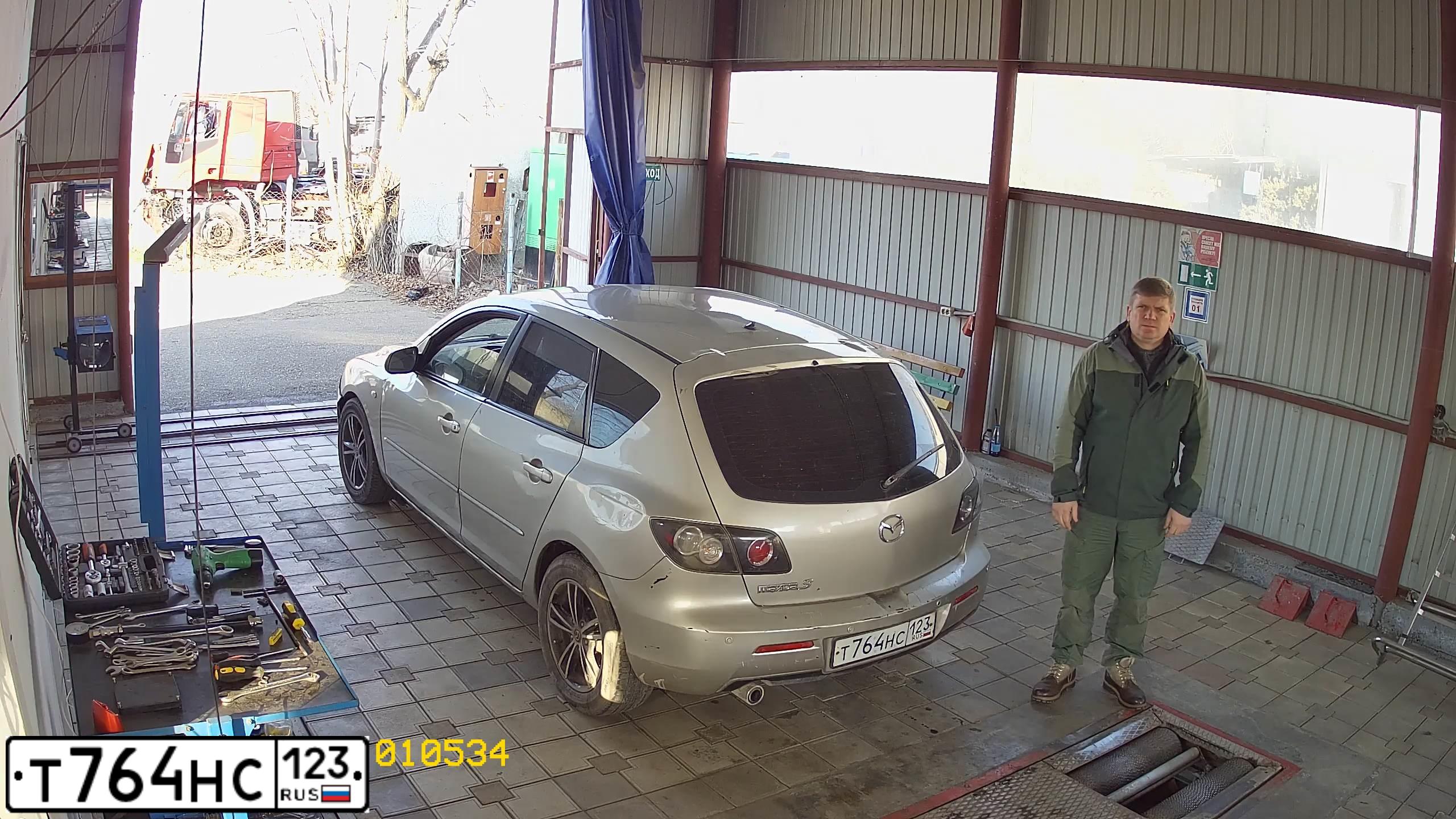Фото автомобиля MAZDA 3, 2008 — госномер С016ВХ180. Цвет: СЕРО-ЗОЛОТИСТЫЙ