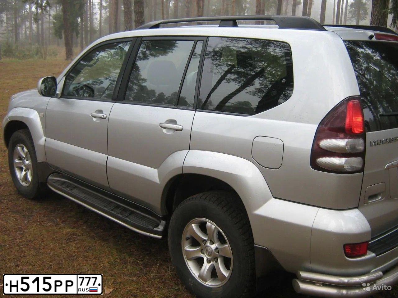 Фото автомобиля TOYOTA LANDCRUISER, 2007 — госномер С395СС177. Цвет: Серебристый