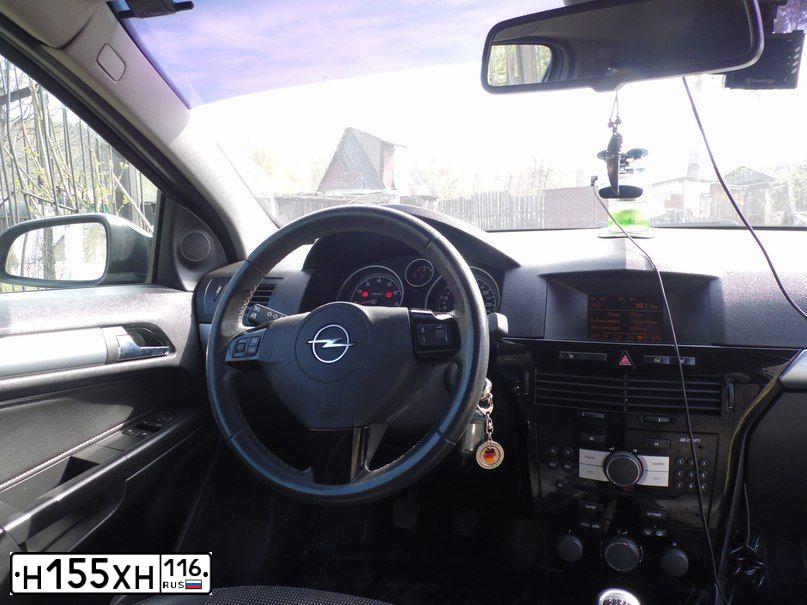 Фото автомобиля LADA 1119 KALINA, 2011 — госномер К488ТР702. Цвет: СЕРЕБРИСТЫЙ