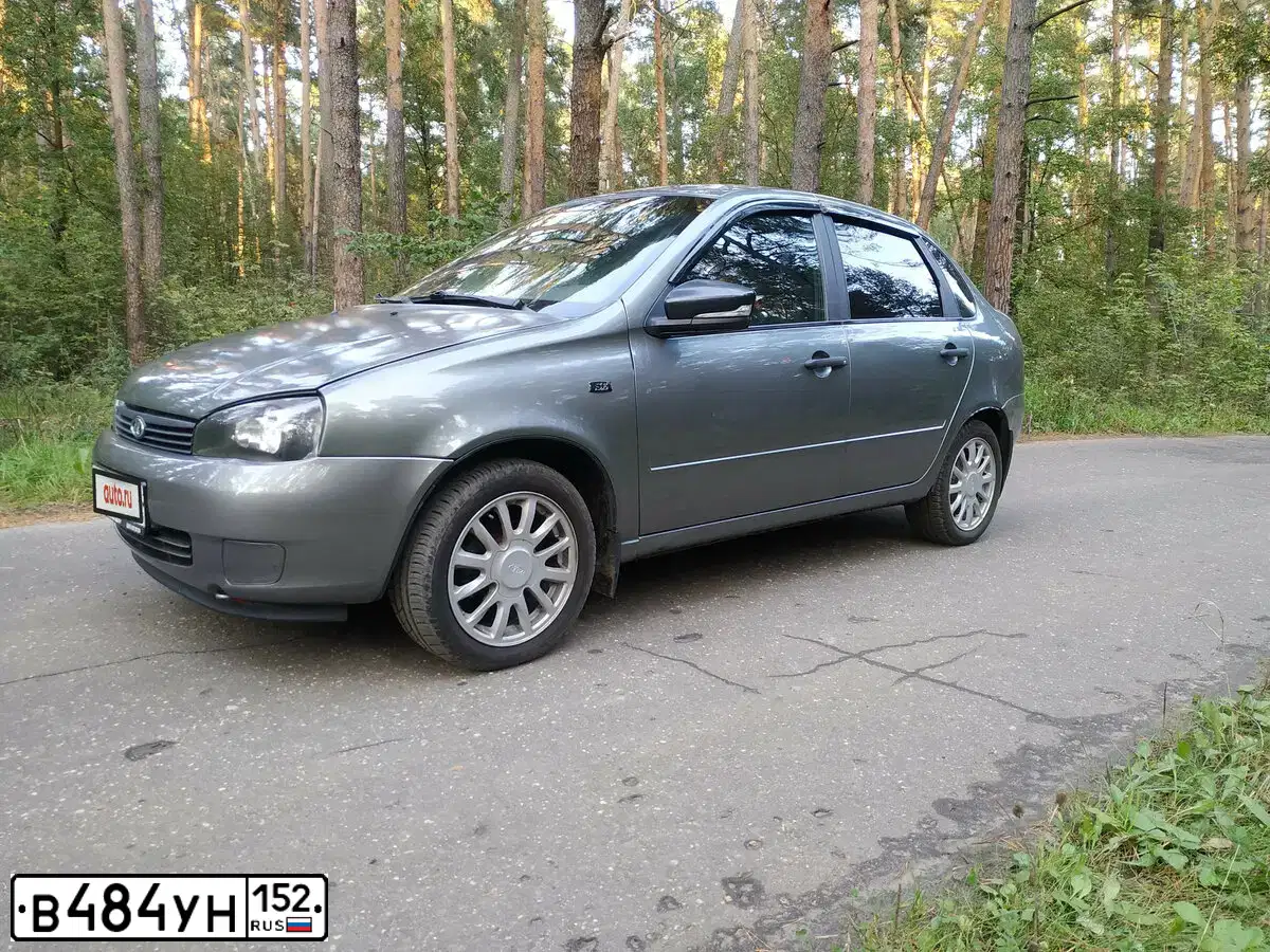 Фото автомобиля LADA 1118 KALINA, 2007 — госномер В484УН152. Цвет: ТЕМНО-СЕРЫЙ