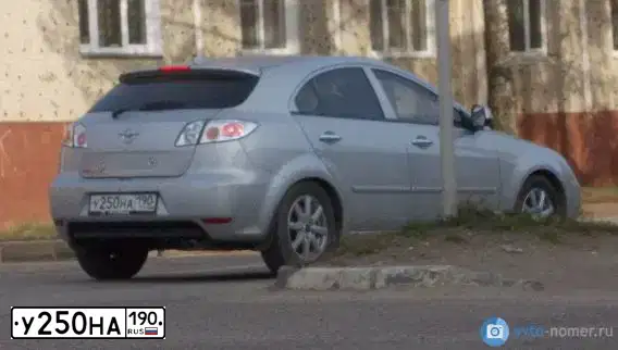 Фото автомобиля DERWAYS HAIMA 3, 2011 — госномер В798ТР134. Цвет: СЕРЫЙ