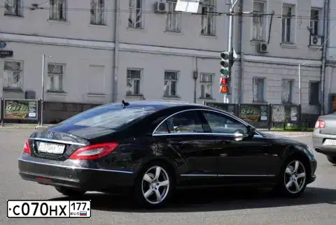 Фото автомобиля MERCEDES CLS-KLASSE, 2015 — госномер С327МН799. Цвет: Белый