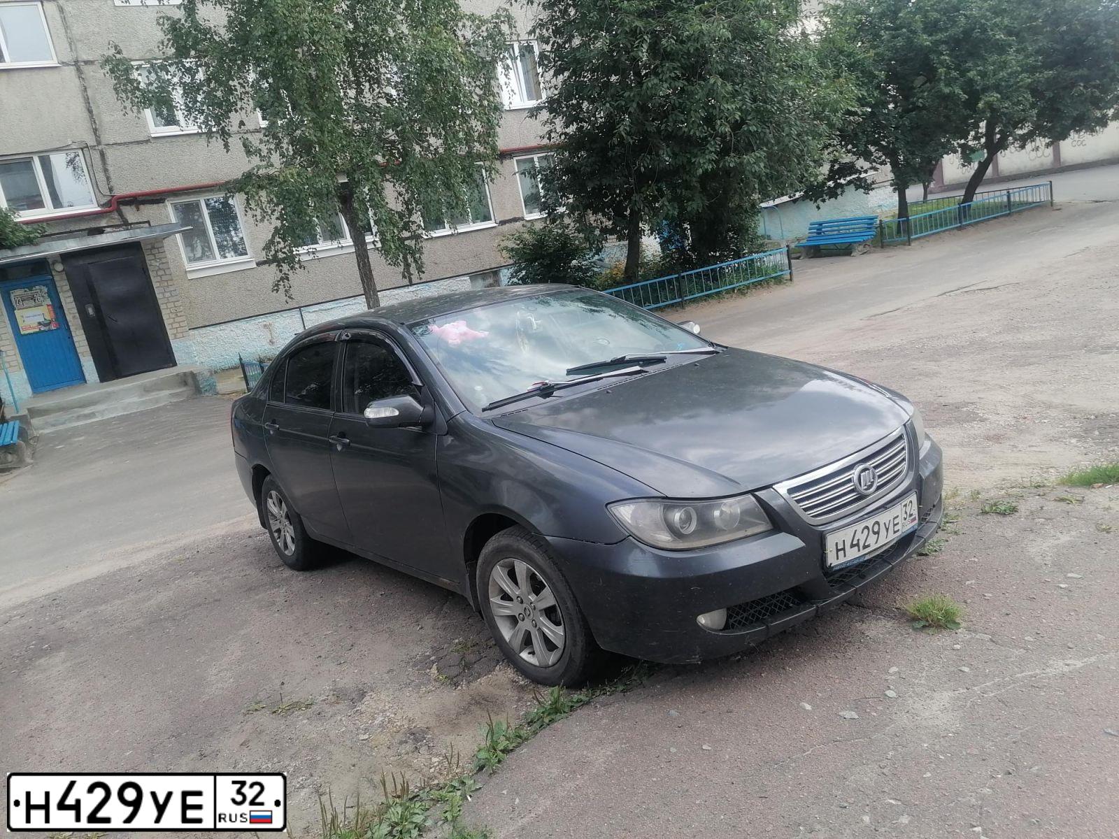 Фото автомобиля LIFAN SOLANO, 2010 — госномер Р007ВВ67. Цвет: ТЕМНО СЕРЫЙ