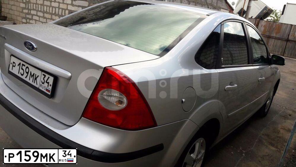 Фото автомобиля FORD FOCUS, 2006 — госномер М838ЕО134. Цвет: Серебристый