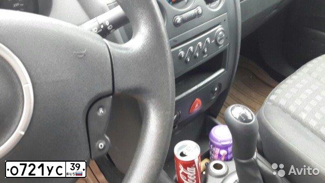 Фото автомобиля RENAULT MEGANE, 2006 — госномер О721УС39. Цвет: СЕРЕБРИСТЫЙ