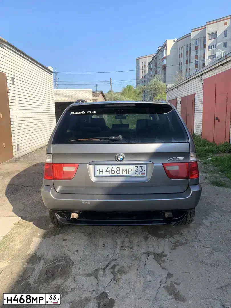 Фото автомобиля BMW X5, 2004 — госномер В077ХМ12. Цвет: СЕРЫЙ