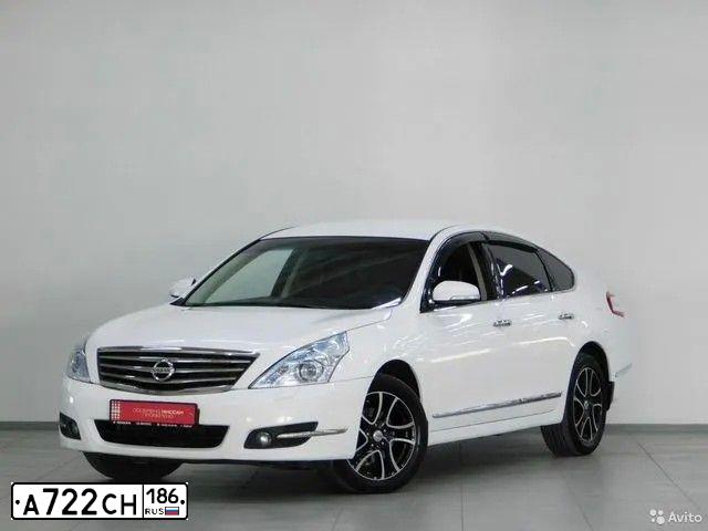 Фото автомобиля NISSAN TEANA, 2012 — госномер К241УТ186. Цвет: Белый
