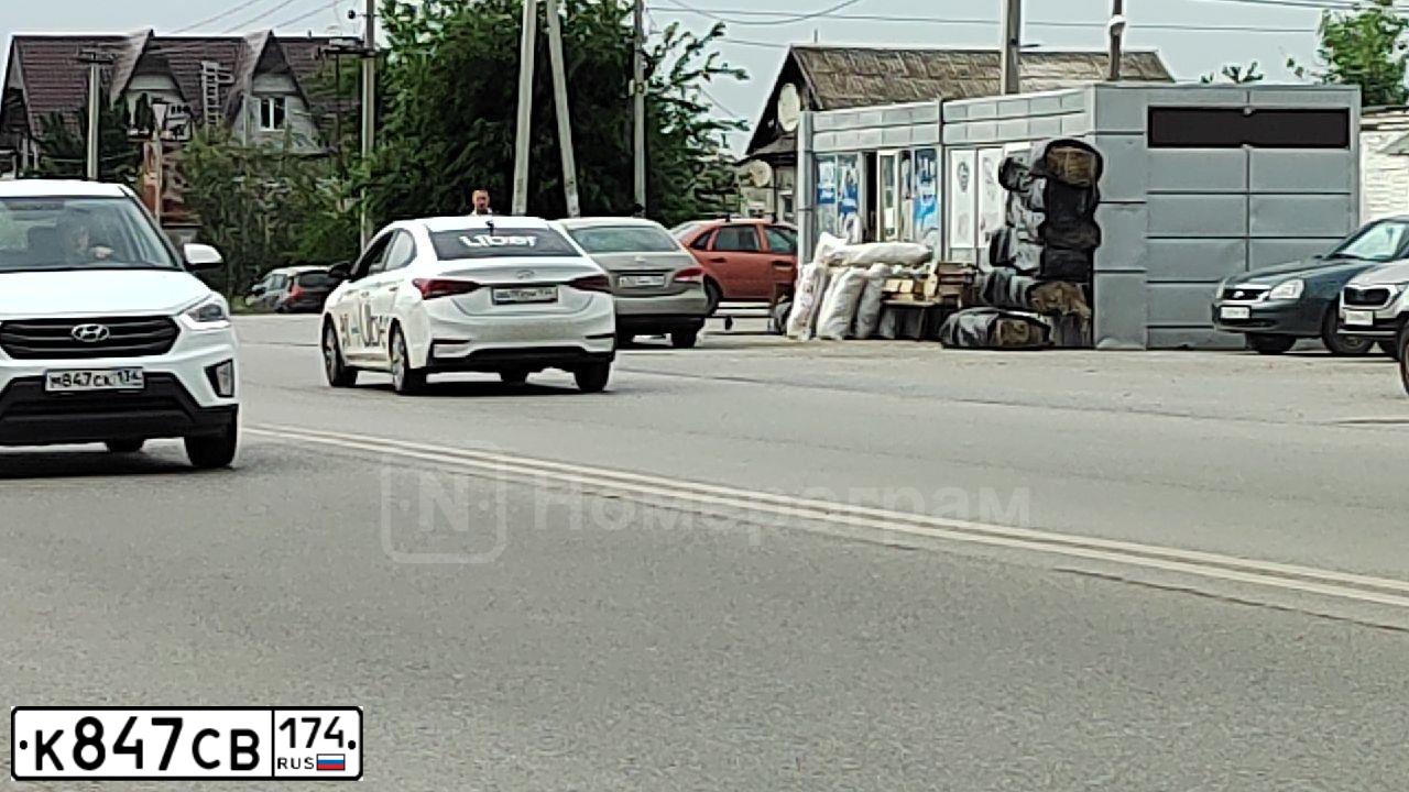Фото автомобиля HYUNDAI GETZ, 2002 — госномер С604ОК74. Цвет: СЕРЕБРИСТЫЙ