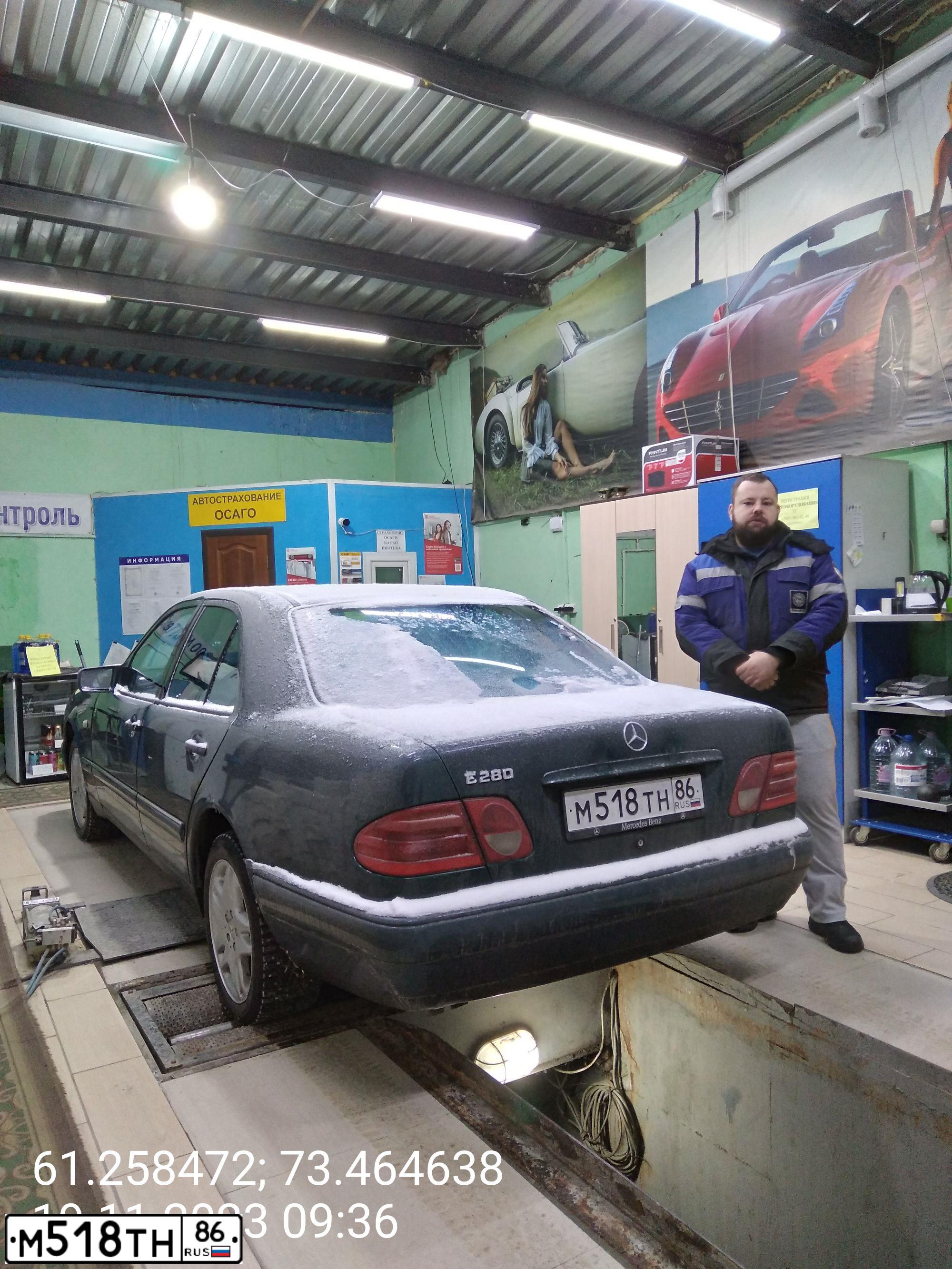 Фото автомобиля MERCEDES-BENZ E280, 1998 — госномер А201АН155. Цвет: ЗЕЛЕНЫЙ