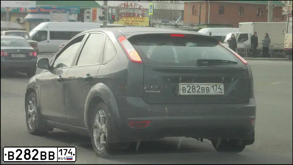 Фото автомобиля VOLVO S40, 2012 — госномер Т575ТО33. Цвет: Белый