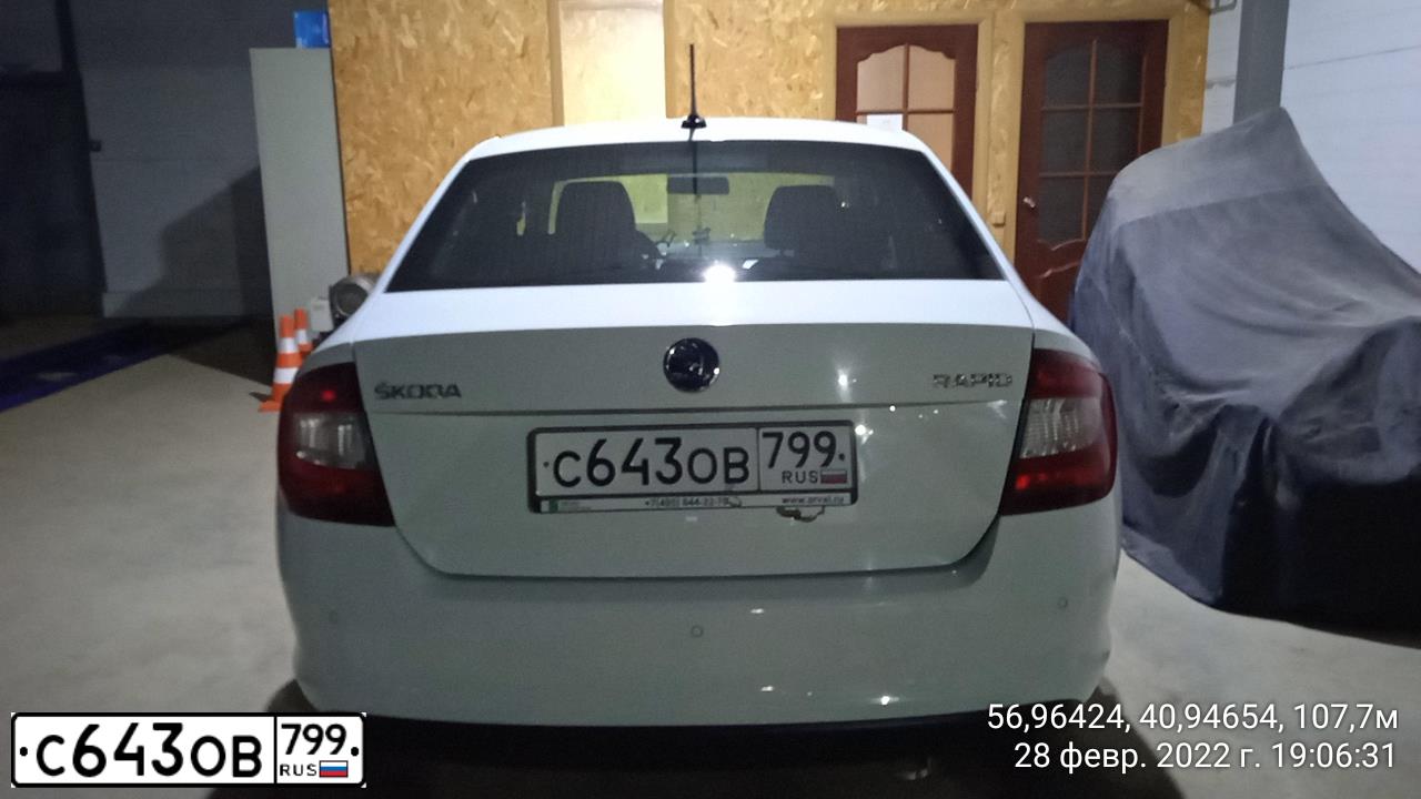 Фото автомобиля SKODA RAPID, 2018 — госномер В279ТК43. Цвет: Белый