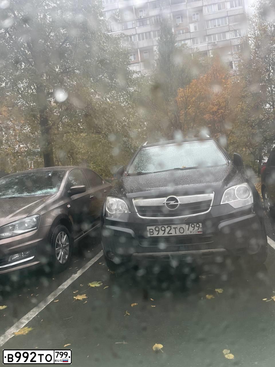 Фото автомобиля OPEL ANTARA, 2011 — госномер В992ТО799. Цвет: ЧЕРНЫЙ