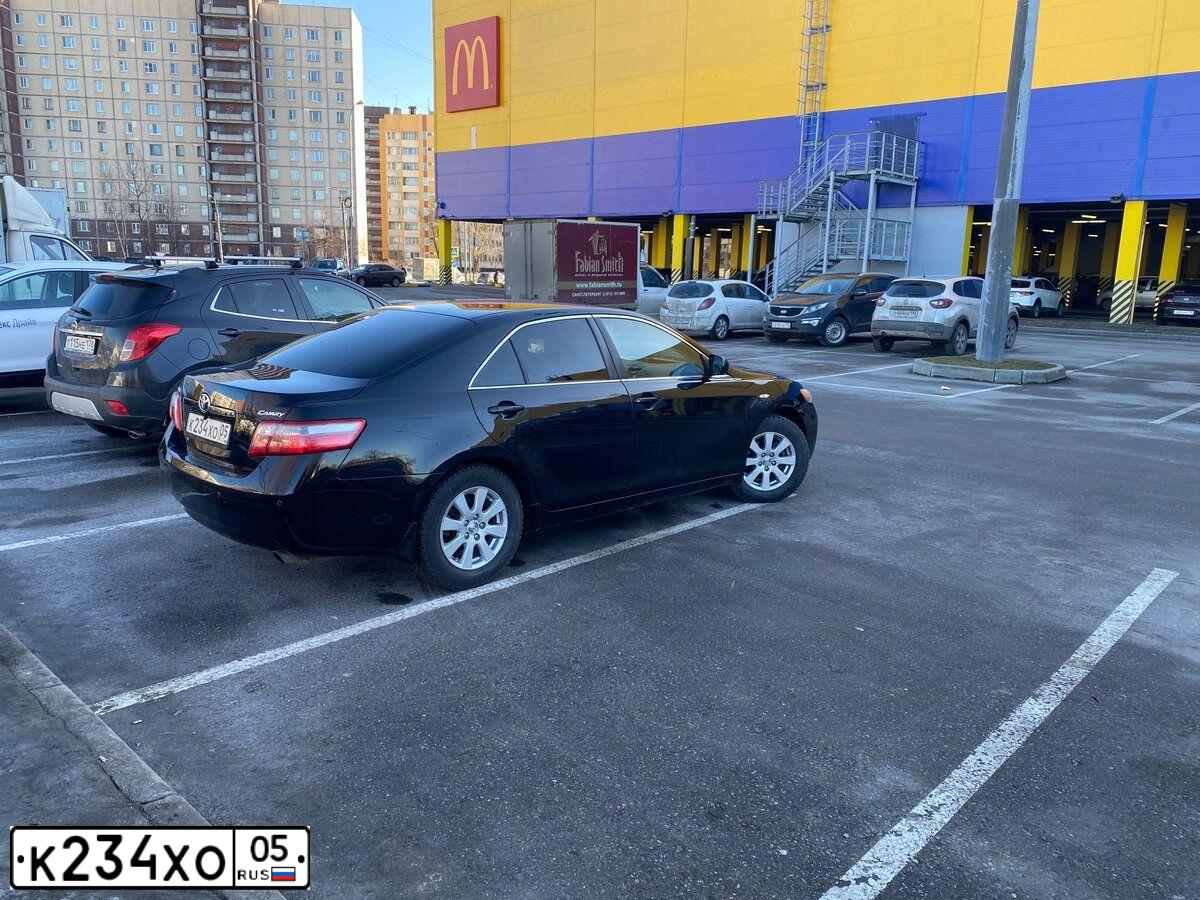 Фото автомобиля TOYOTA CAMRY, 2006 — госномер Р035АМ40. Цвет: ЧЕРНЫЙ