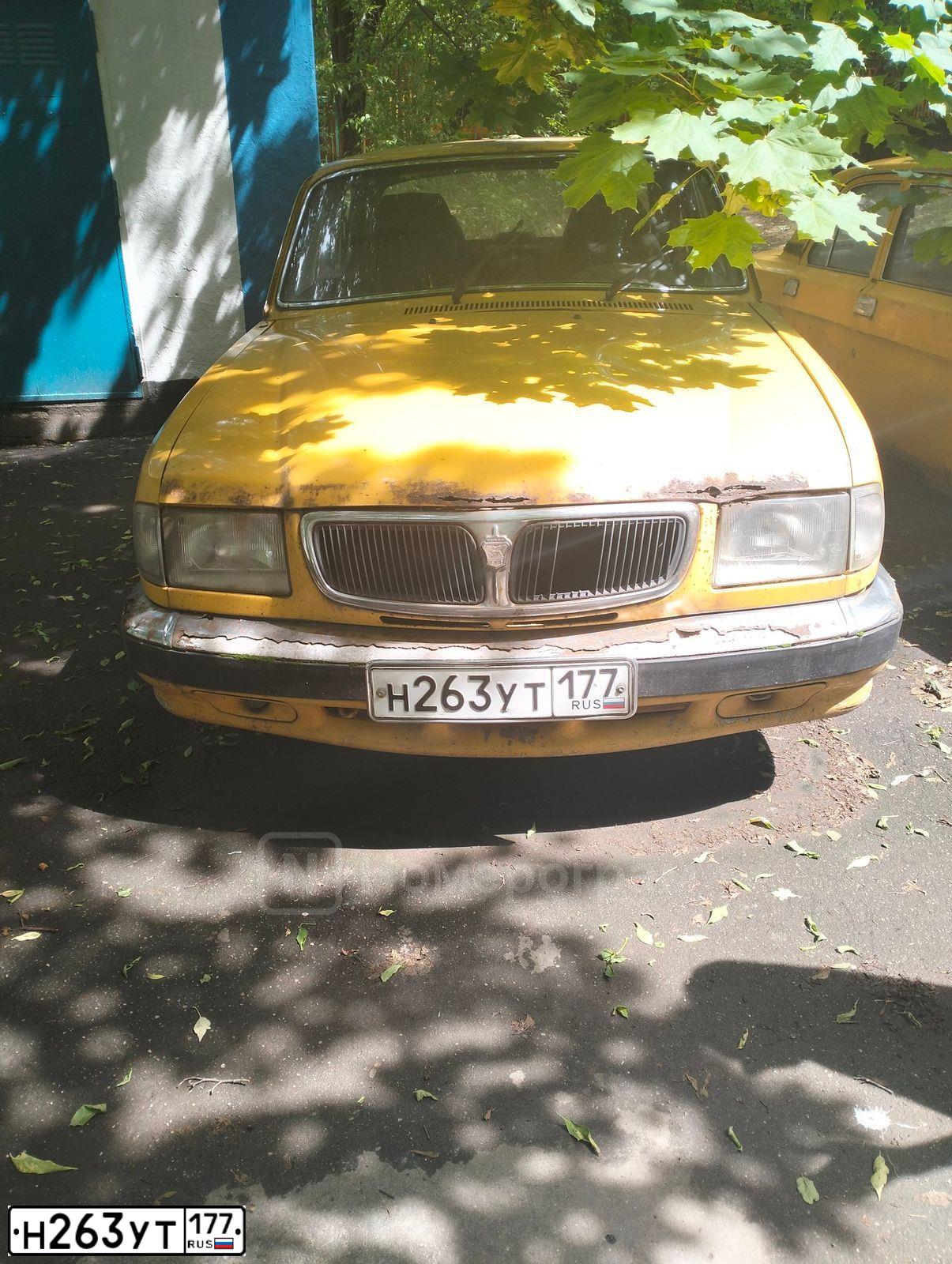 Фото автомобиля GAZ 3110 WOLGA, 2001 — госномер Н263УТ177. Цвет: ЗОЛОТИСТЫЙ