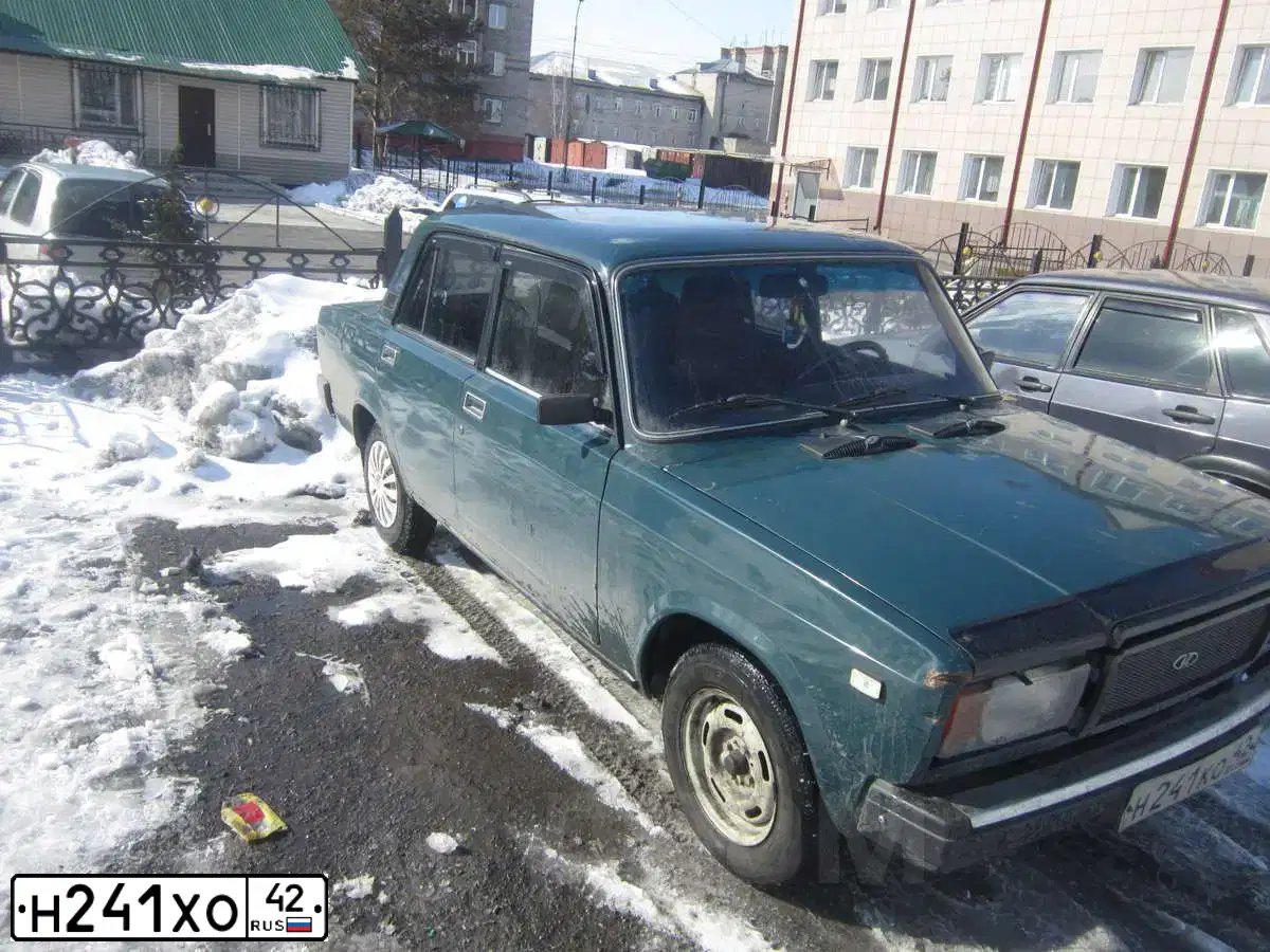 Фото автомобиля DAEWOO NEXIA, 2009 — госномер В319НО122. Цвет: ПЕСОЧНО-БЕЖЕВЫЙ