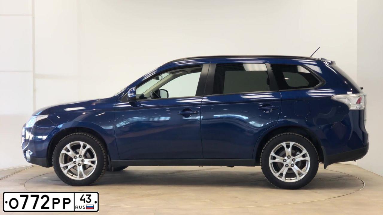 Фото автомобиля MITSUBISHI OUTLANDER, 2013 — госномер О772РР43. Цвет: синий